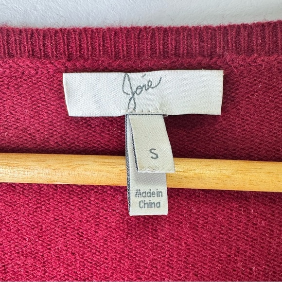 Joie Red Cashmere Wool Scoop Neck Asymmetrical Hem Size Small - Picture 2 of 11